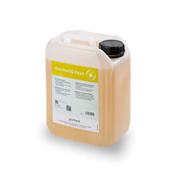 Ein transparenter Kanister enthält eine gelbliche Flüssigkeit mit einem Etikett, auf dem "thermalIQ clean" zu lesen ist.